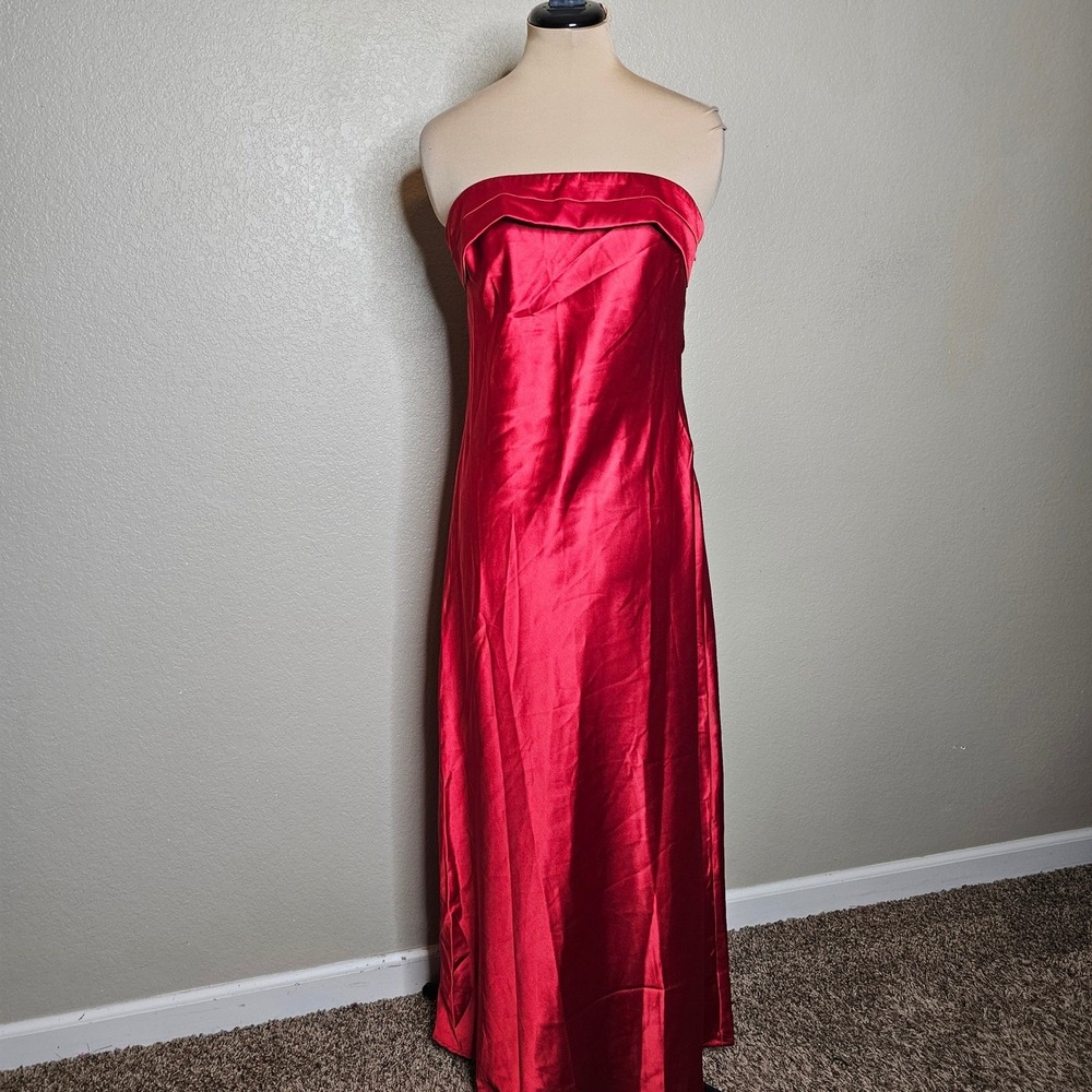 NWT Hello Molly Coolness Calling Red Satin Strapless Open Back Maxi Dress 10 - Picture 2 of 10